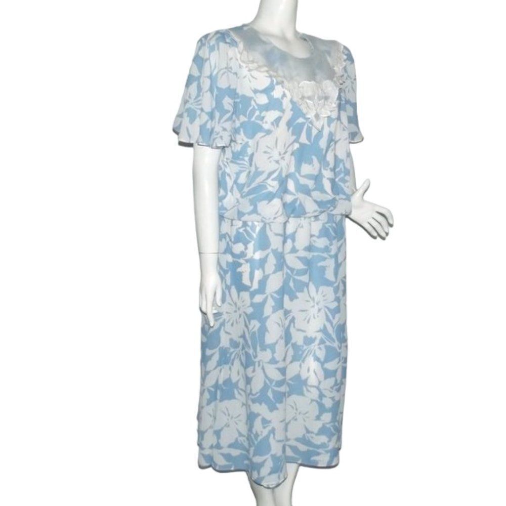 DIANE von FURSTENBERG Dress, XL, Blue/White Floral, VINTAGE, White Lace Bib - Picture 3 of 13